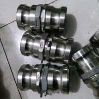 紅雷   接頭廠家  快速接頭  水泥罐車(chē)專(zhuān)用接頭  質(zhì)量保證  廠家供應(yīng)
