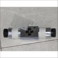 廈門供應(yīng) 全新原裝 力士樂 閥 4WE6G73-62 EG205N9K4 A12